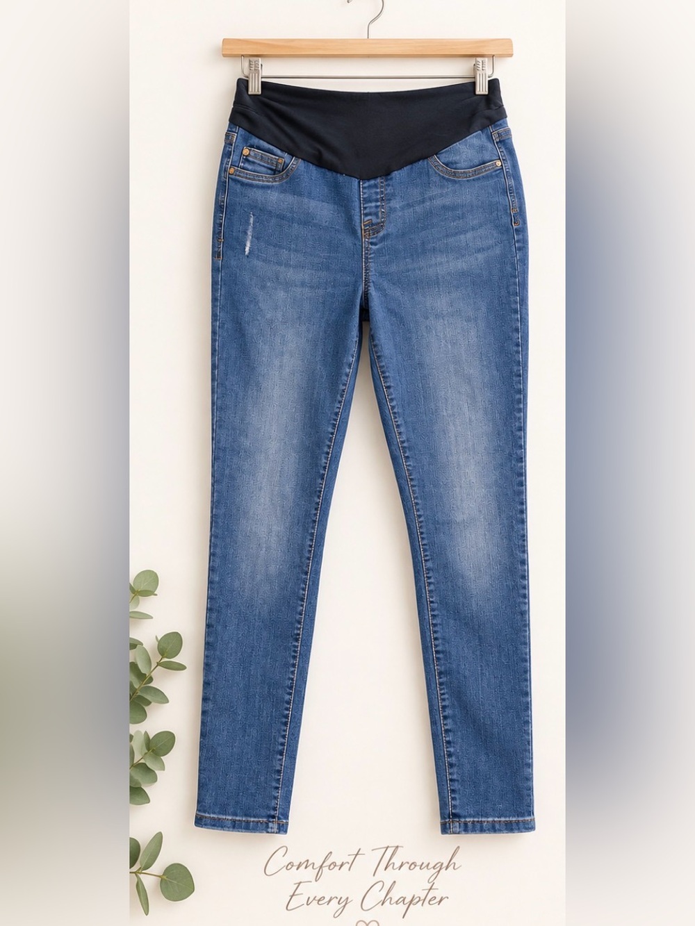 Celebrity Pink Maternity Size M Medium Wash Skinny Jeans Stretch Belly Panel